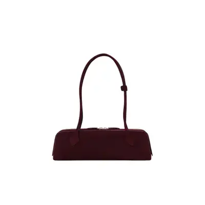 Le Rouge Éclat Medium Bag in Suede Calfskin