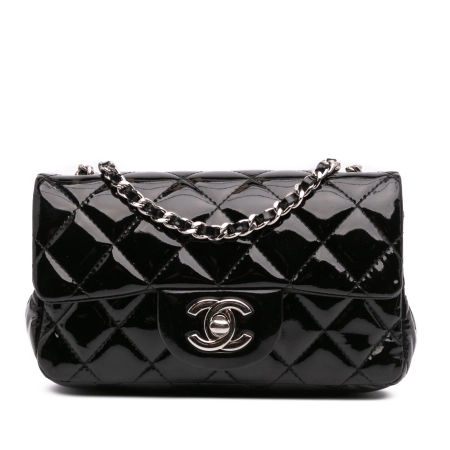 Used Chanel Bag Withher-Age