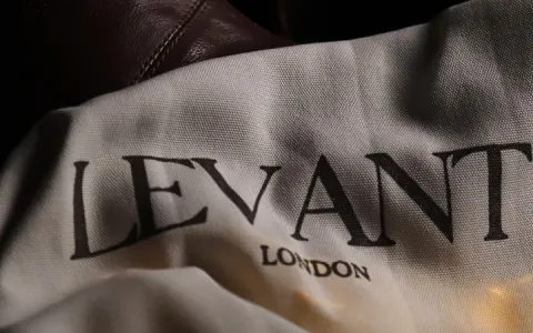 canvas packaging for leather bag
